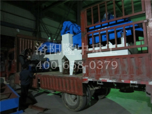 �������(y��ng)LZ300��(x��)ɳ���ՙC(j��)�l(f��)؛